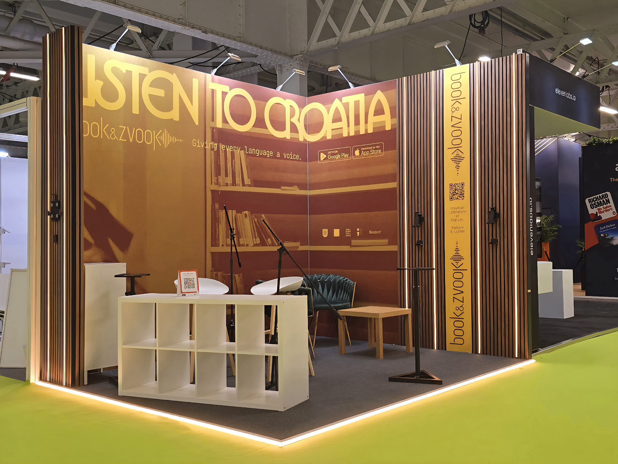 Custom-Exhibition-Stand